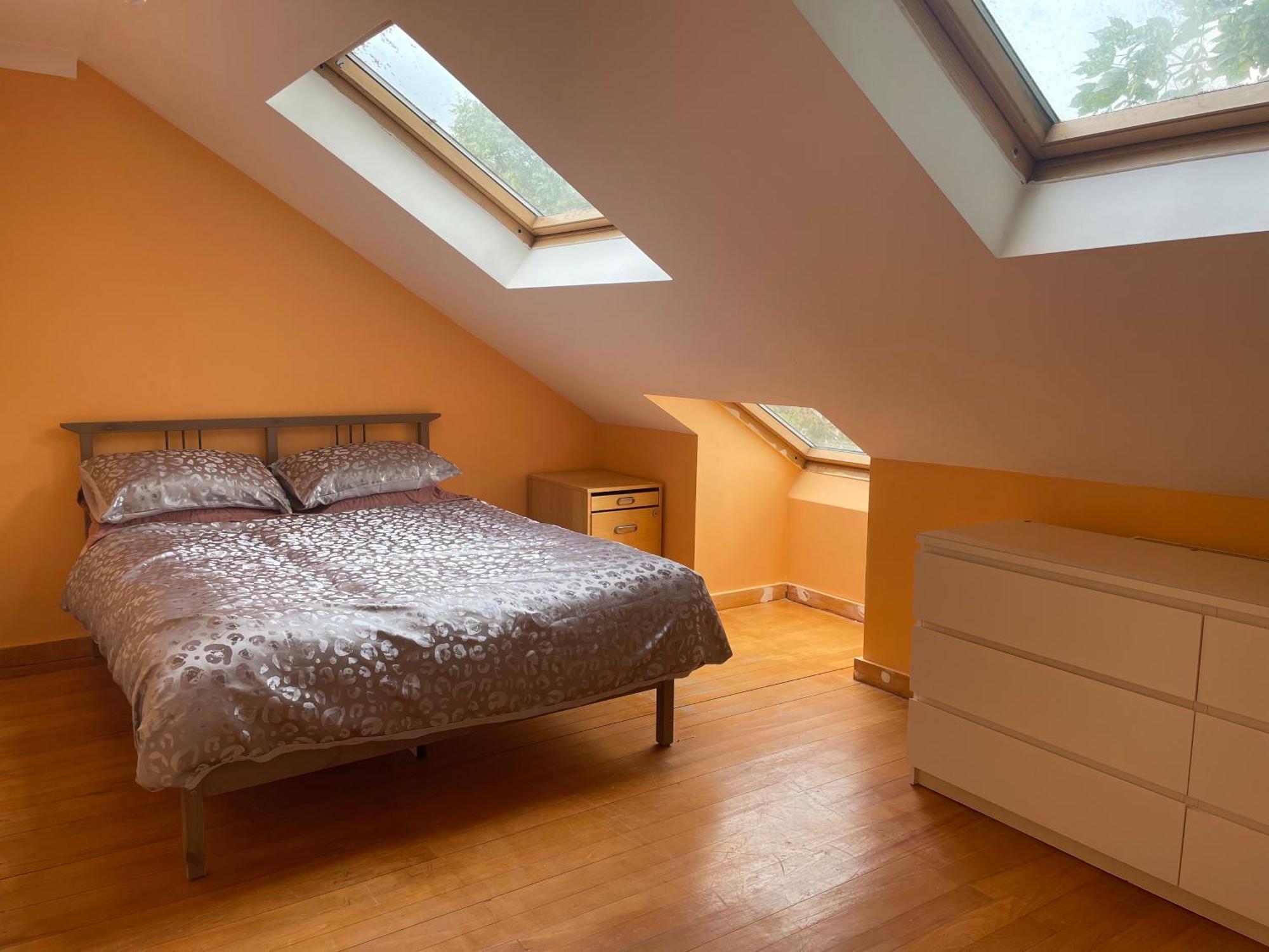 Private Room- Direct Travel Central/ Heathrow London Exterior photo